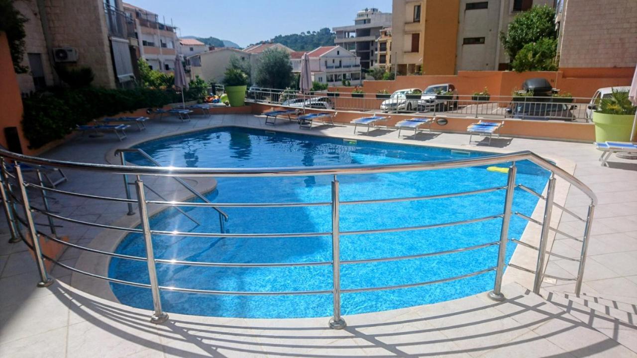 Petrovac Bay Monte Daire Dış mekan fotoğraf